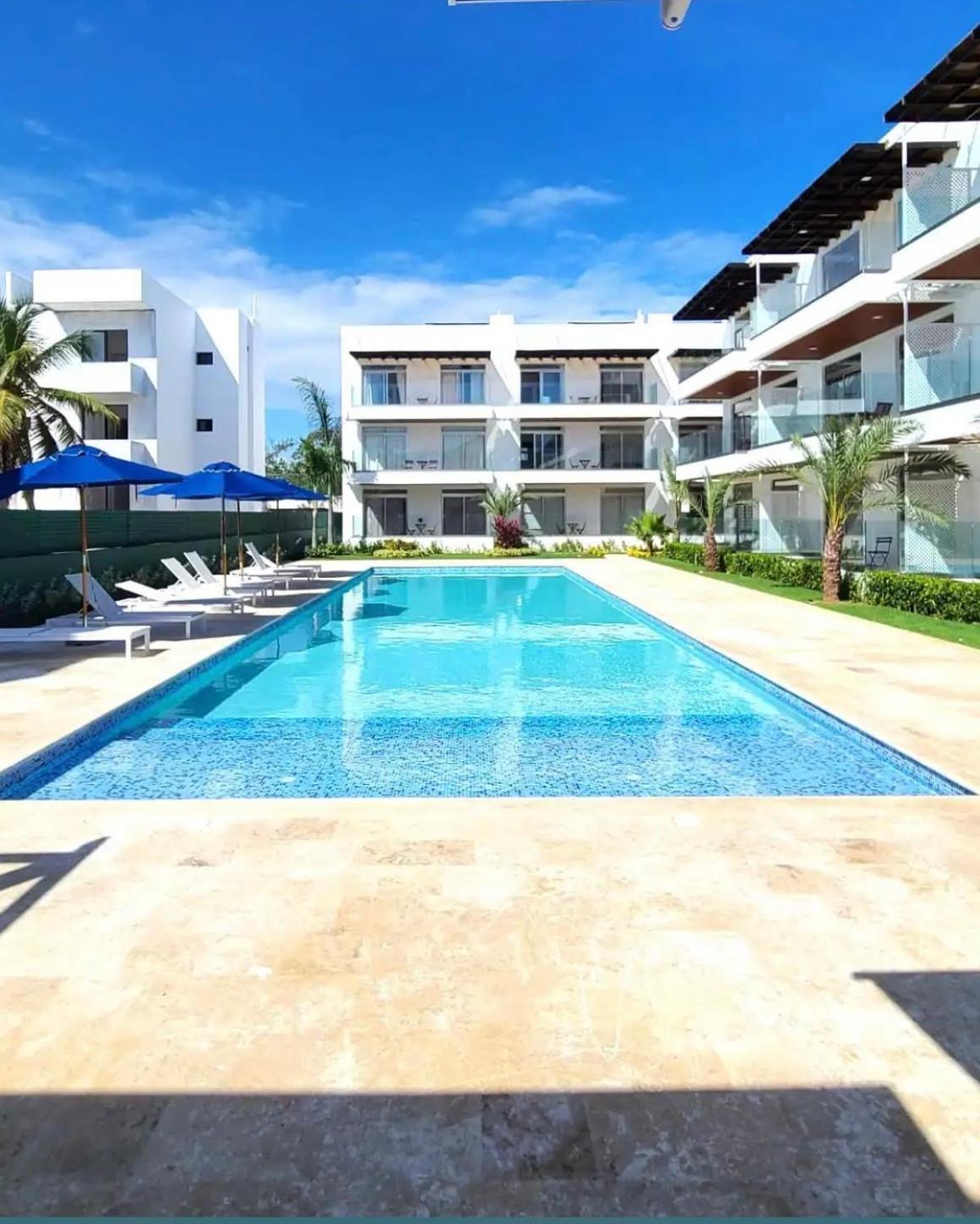 Palms B104 - 2-br App Mit Pool-blick & Shuttle *