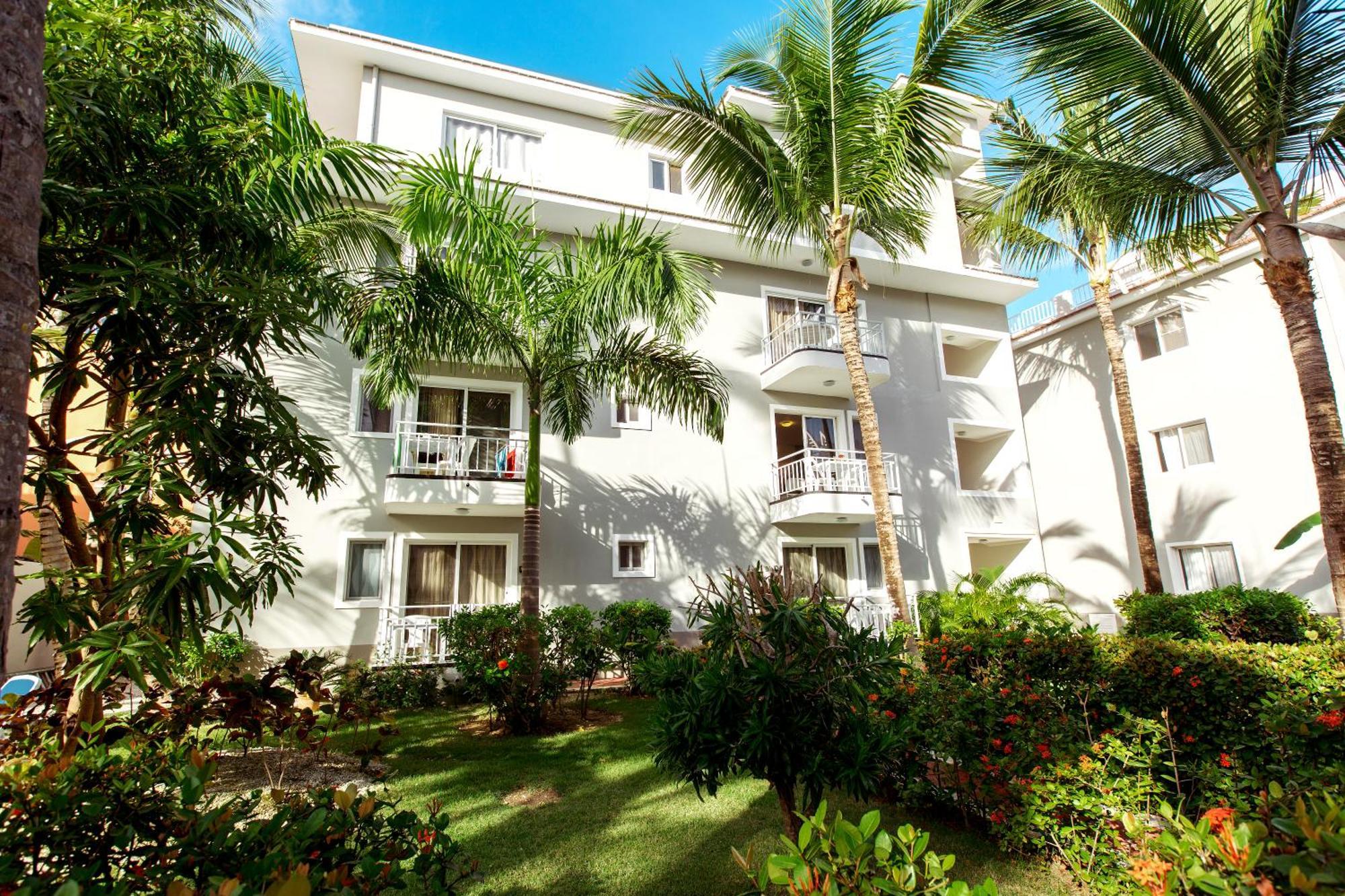 Hotel Fiesta Sol Caribe Playa Los Corales 5*