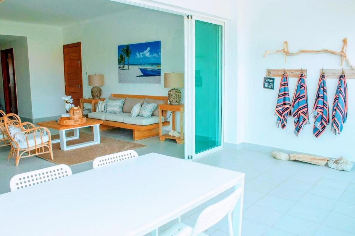 Hot Tub, Pool, Walk To Fun, Beach, Dining, Shops Punta Cana