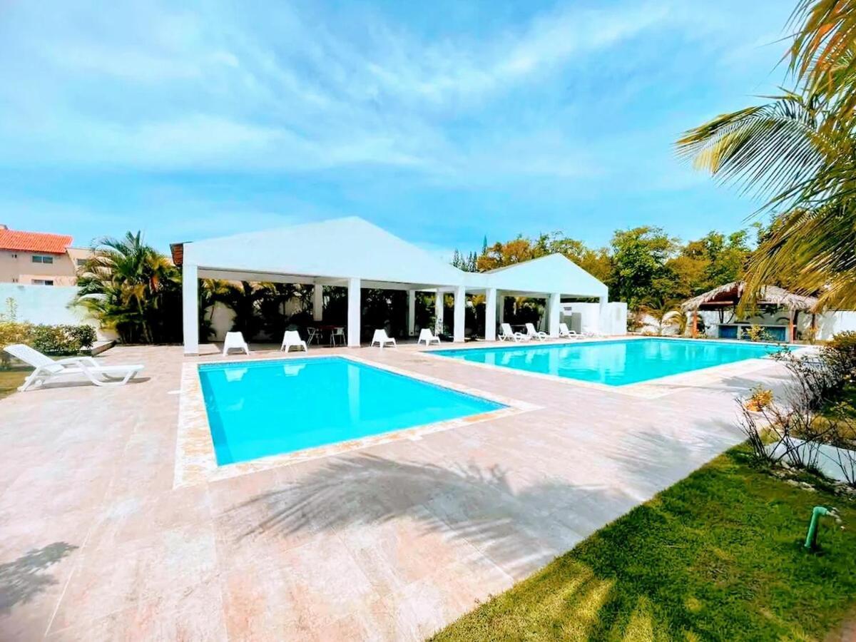 Hot Tub, Pool, Walk To Fun, Beach, Dining, Shops * Punta Cana