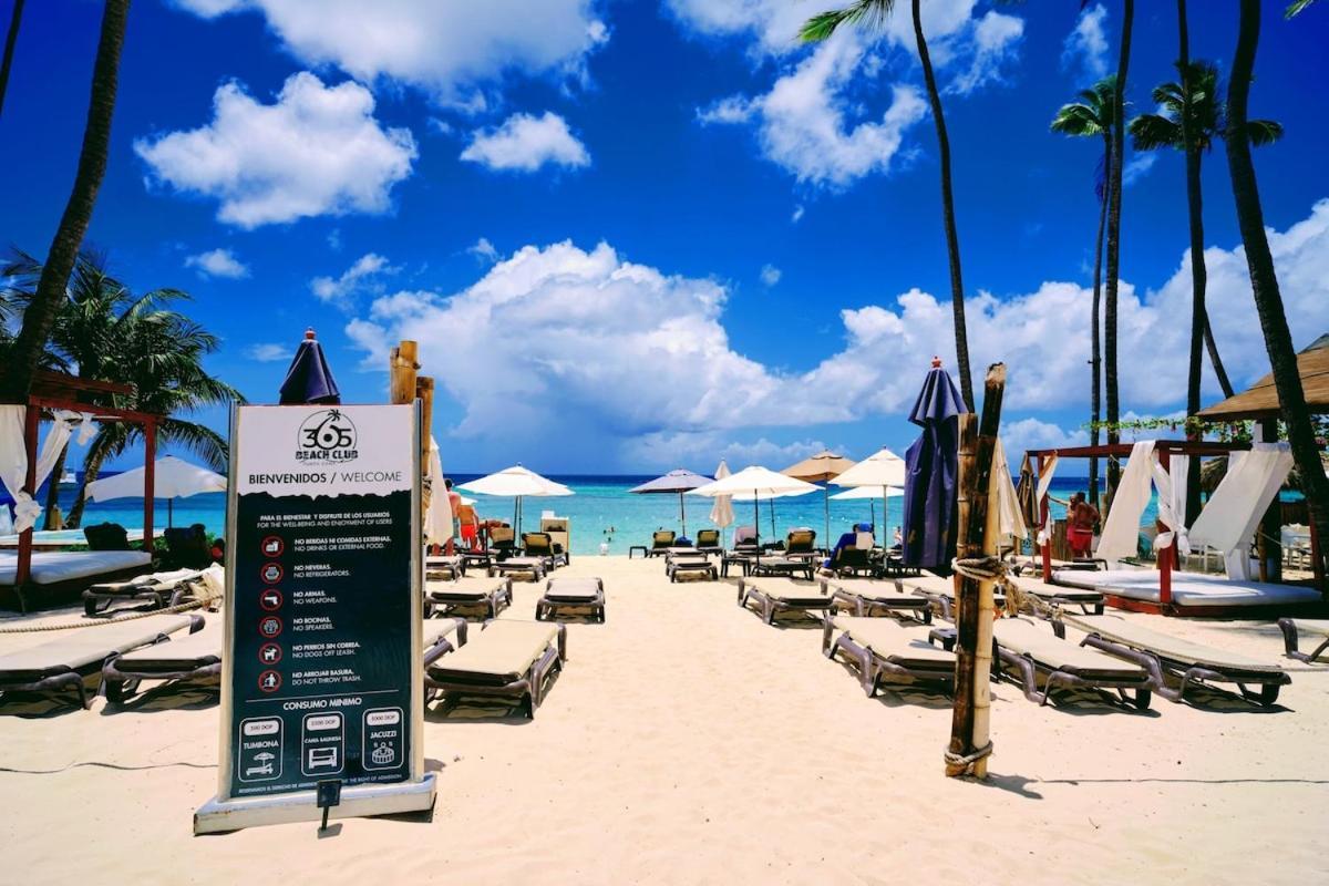 Hot Tub, Pool, Walk To Fun, Beach, Dining, Shops Punta Cana