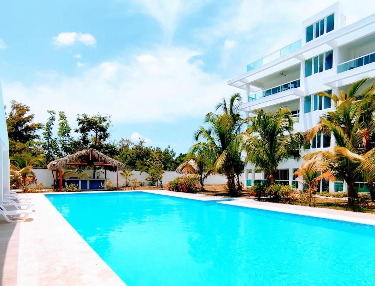 Hot Tub, Pool, Walk To Fun, Beach, Dining, Shops Punta Cana