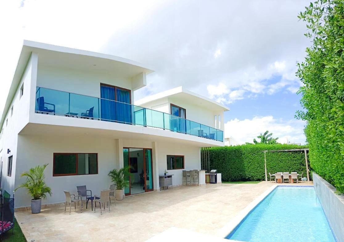 Villa Village New Villa! *