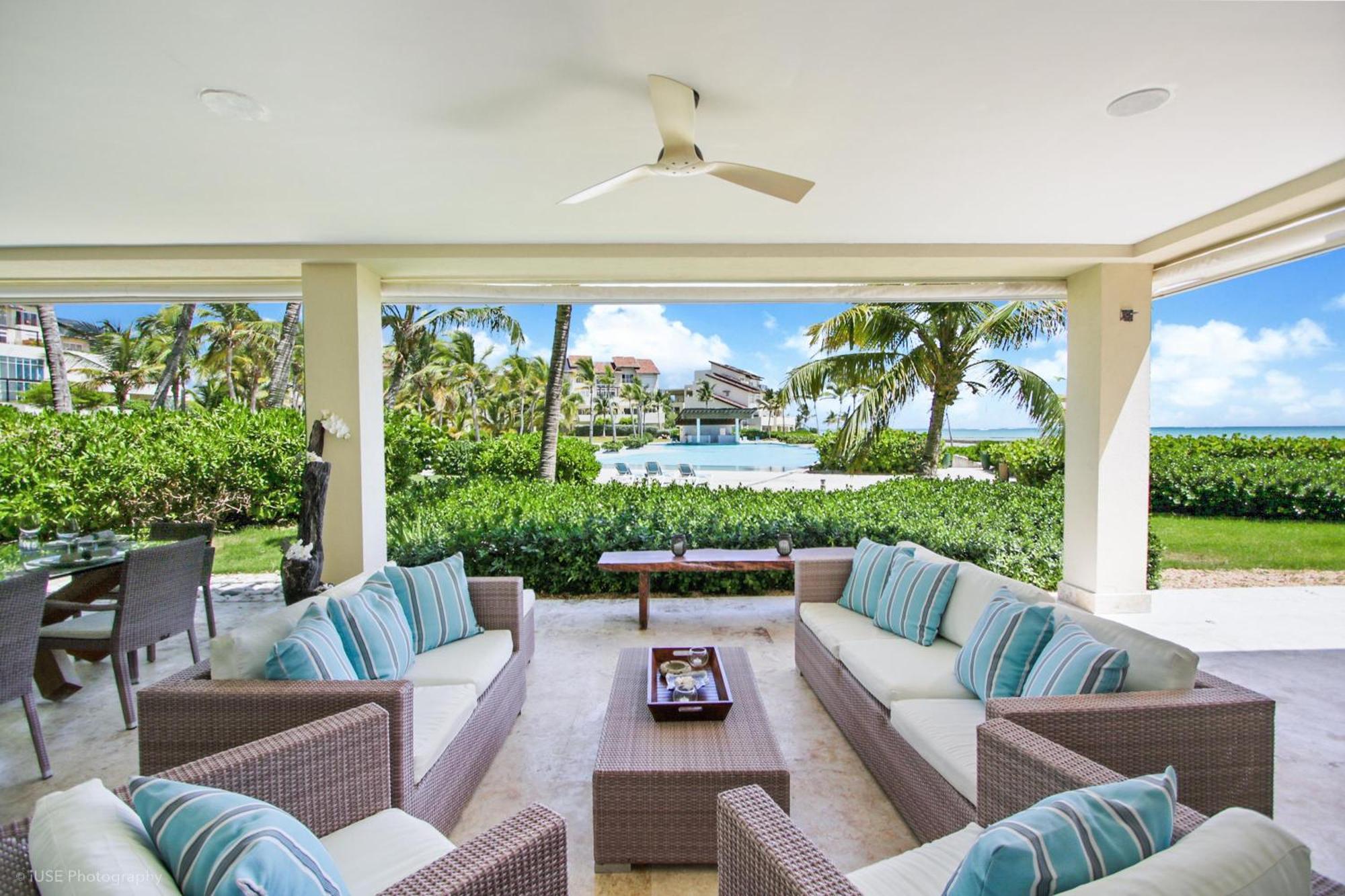 2-bedroom Beachfront Apartment, Capcana, Apartamento *