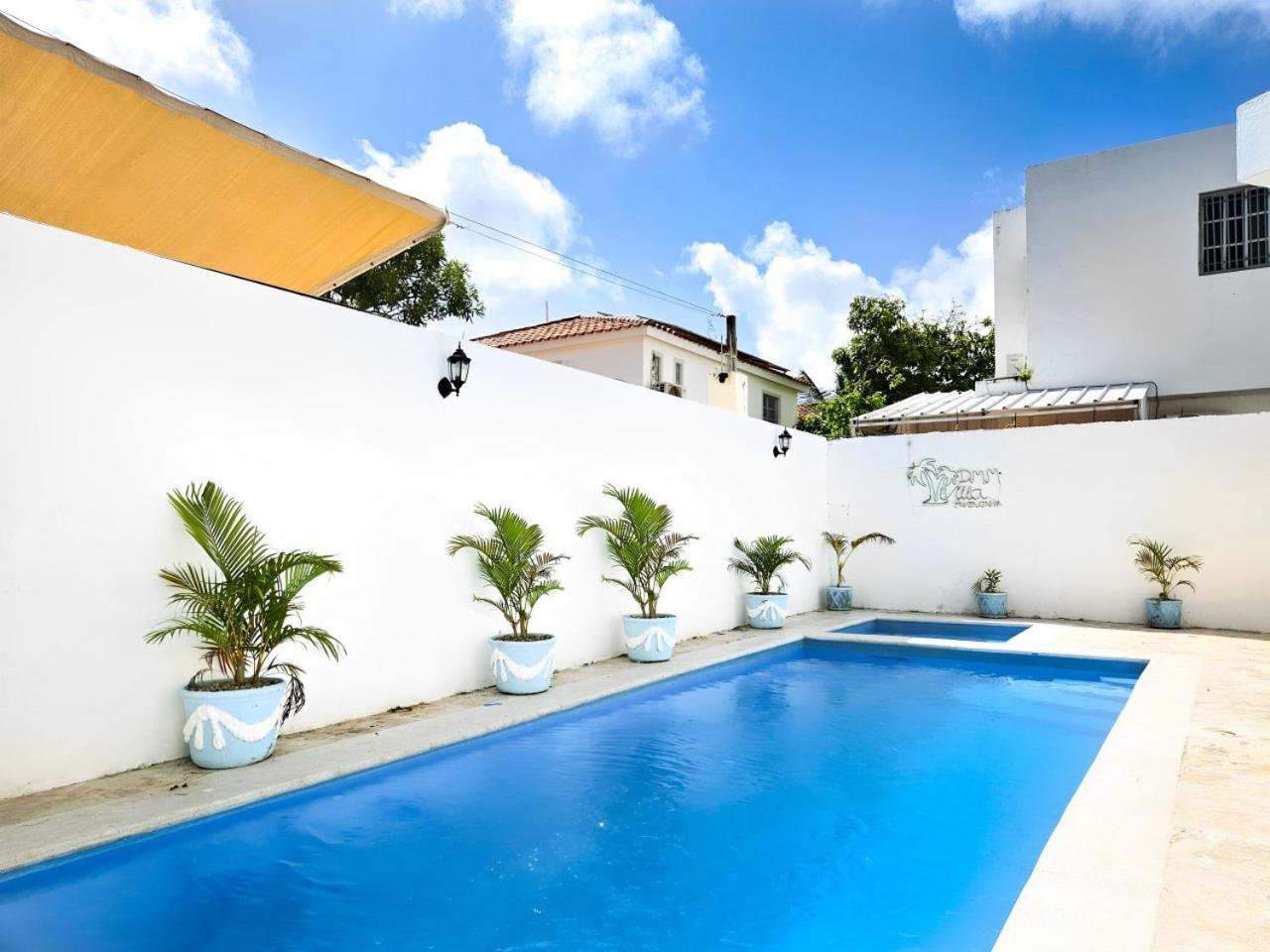 Dmm Con Piscina, Jacuzzi Y Gran Area En