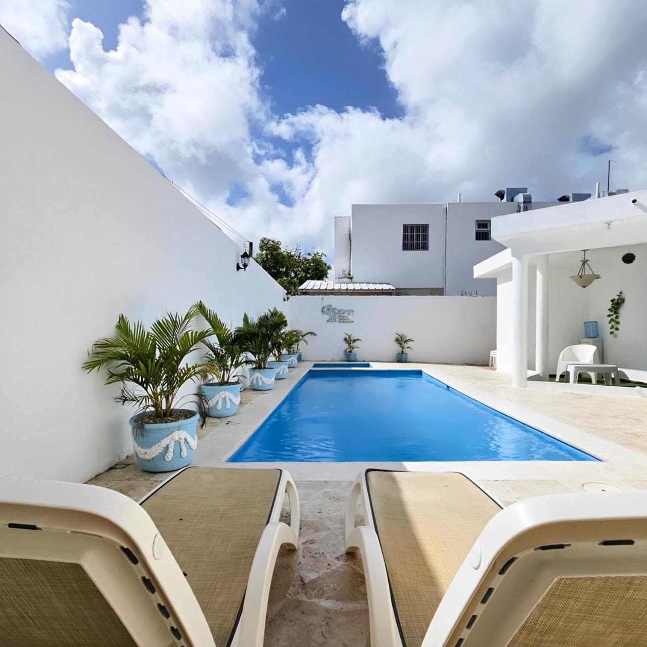 Completamente Privada Con Piscina, Jacuzzi Y Gran Patio *