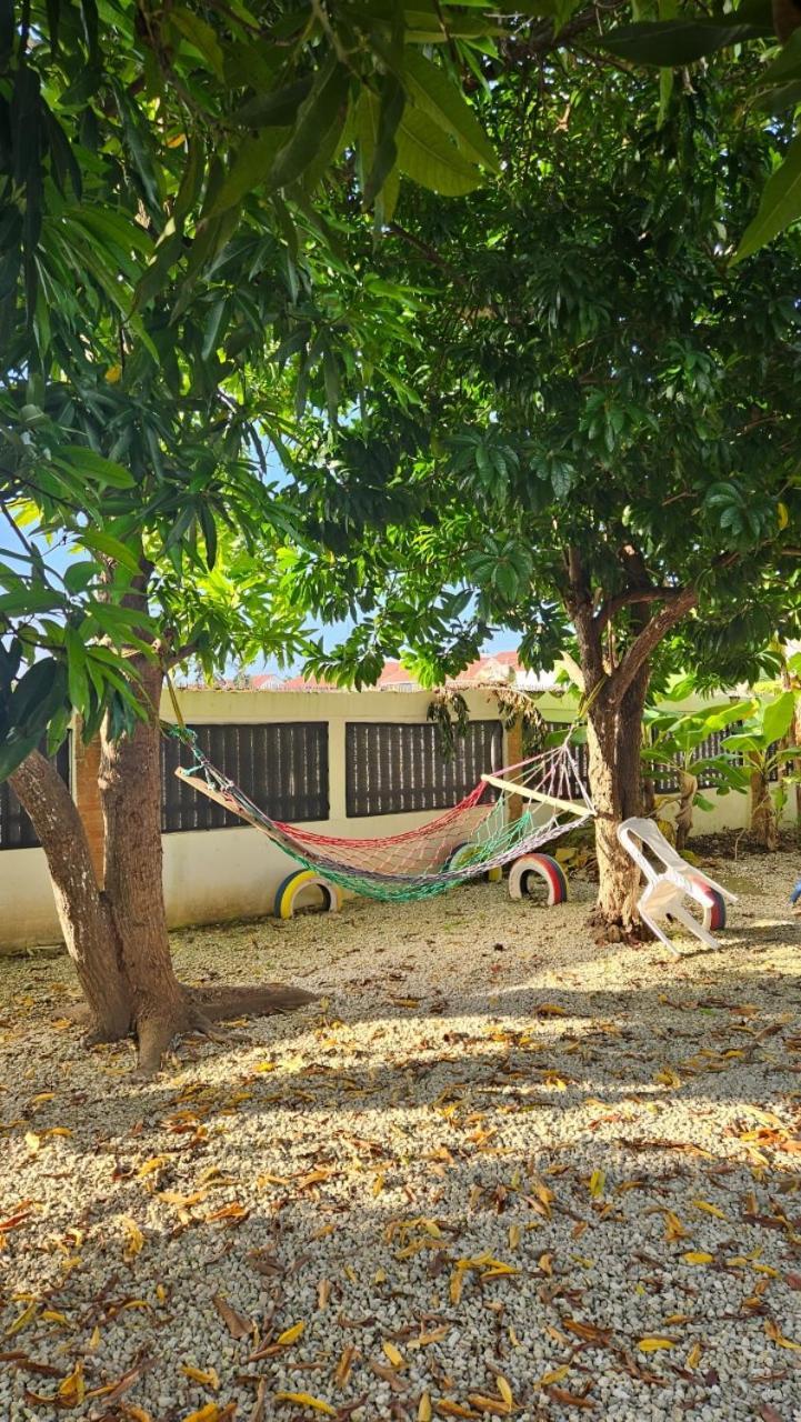 Completamente Privada Con Piscina, Jacuzzi Y Gran Patio *