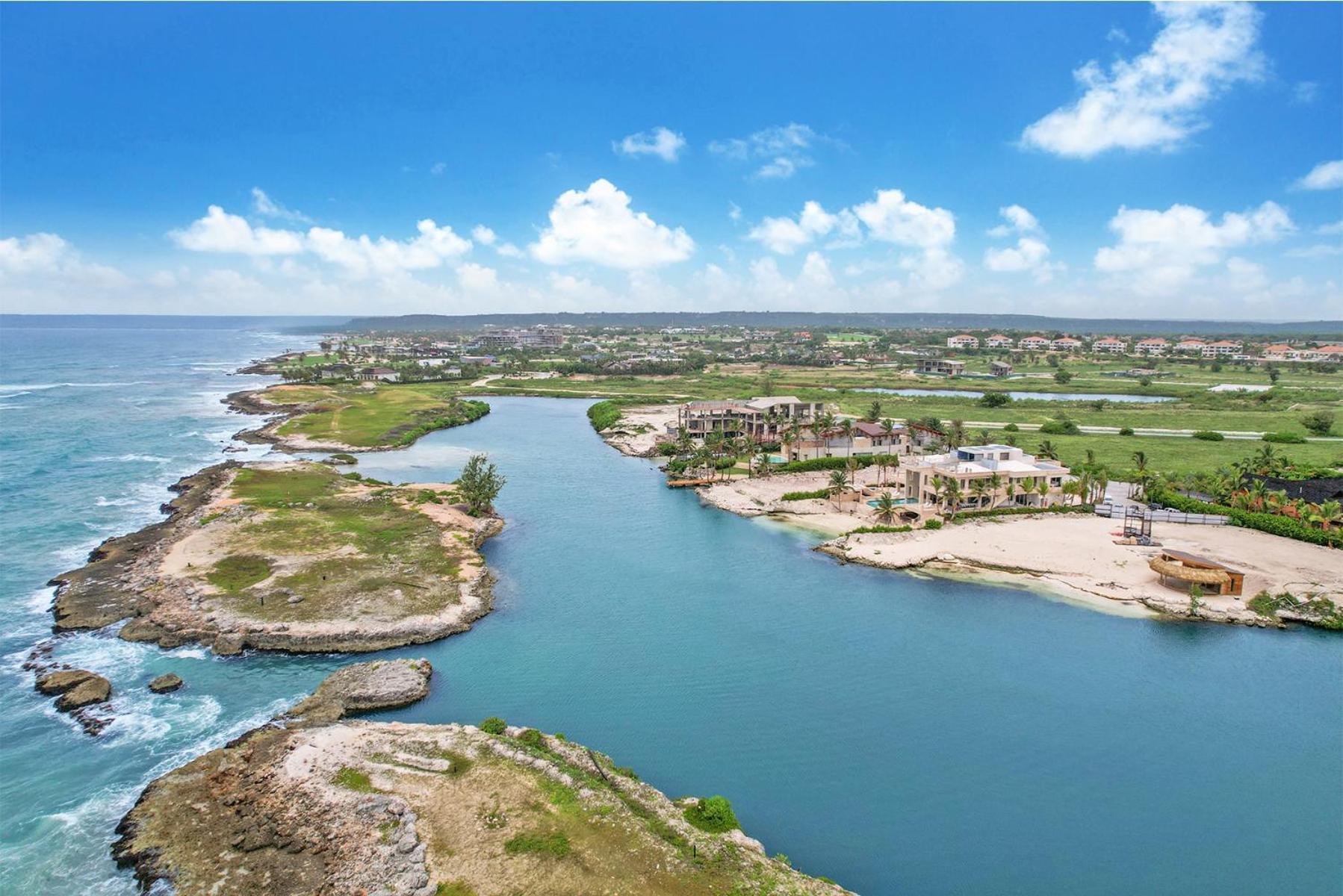 Villa De Lujo En Cap Cana - Higuana 49 Con Playa Privada Y Piscina Punta Cana
