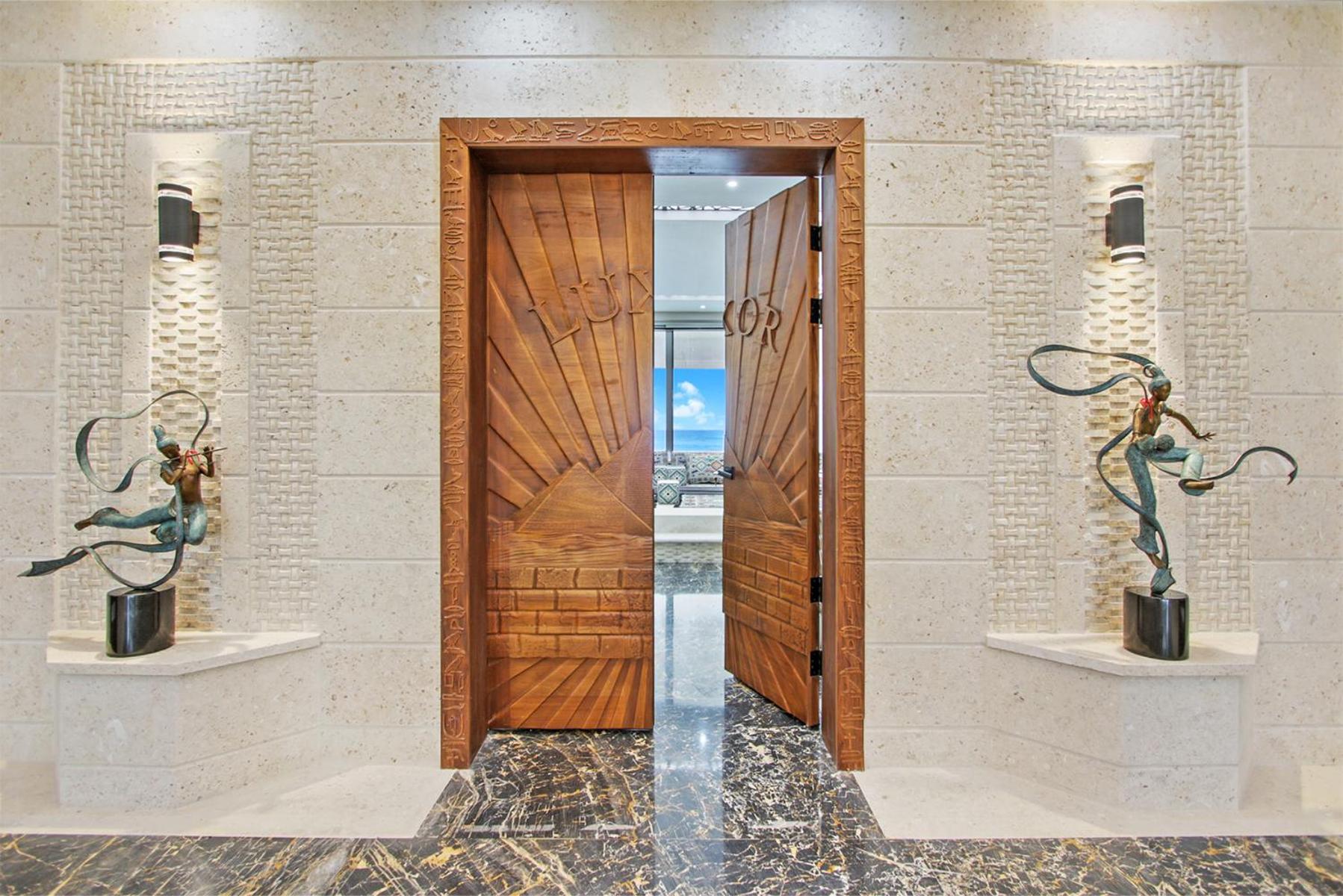 Villa De Lujo En Cap Cana - Higuana 49 Con Playa Privada Y Piscina