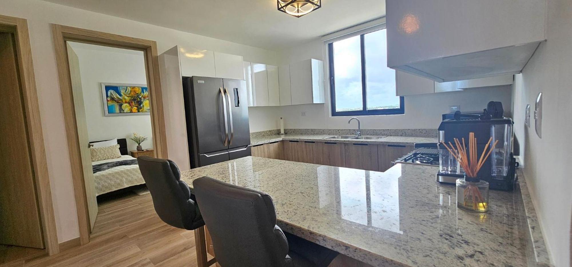 The Spacious 2 Bedroom 2 Bath On Floor With Stunning Views Apartamento
