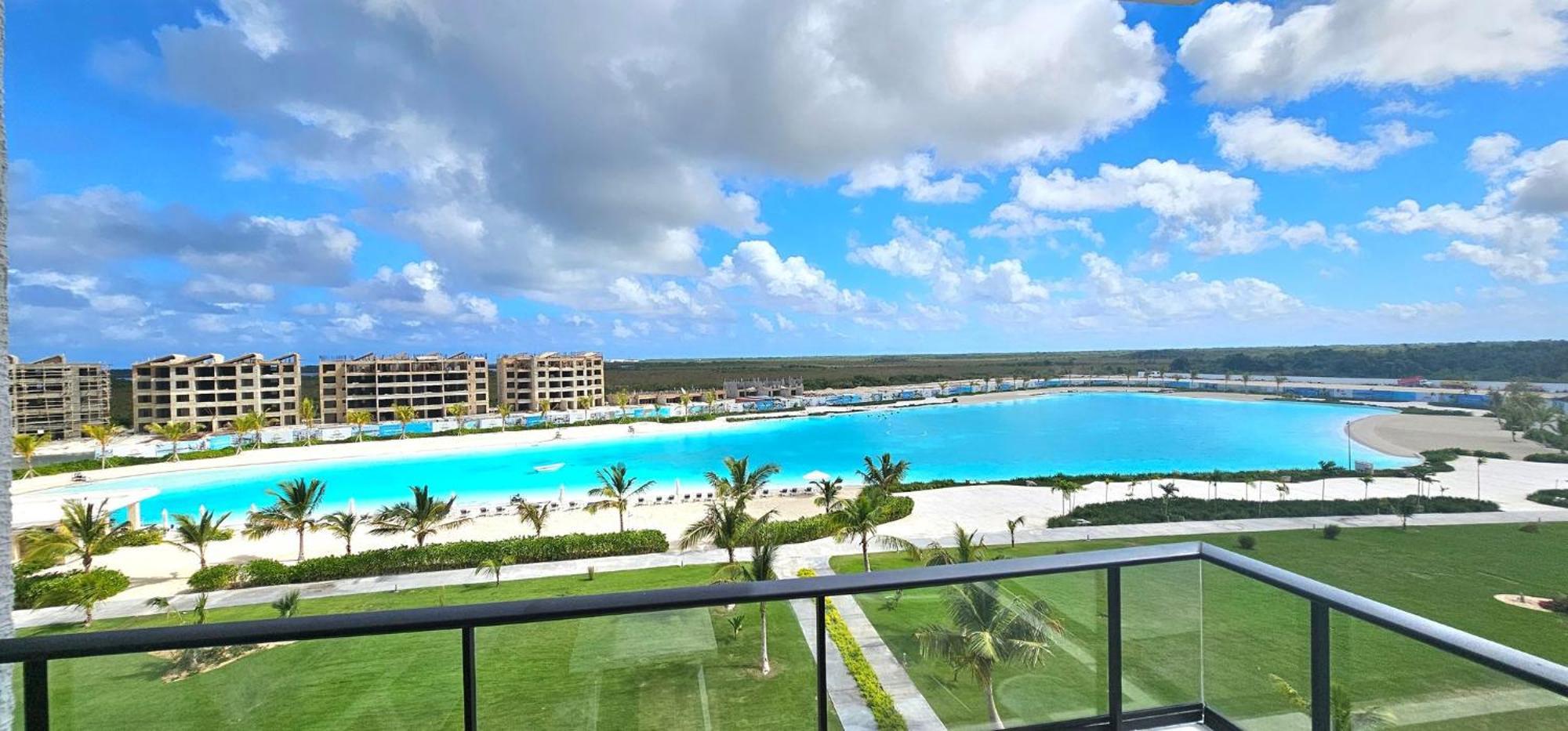 Apartamento The Spacious 2 Bedroom 2 Bath On Floor With Stunning Views