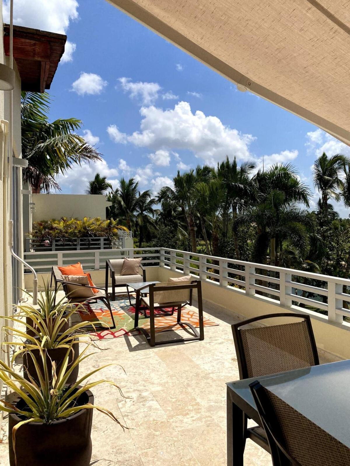 Cocotal Lakeview Penthouse Apartamento Punta Cana
