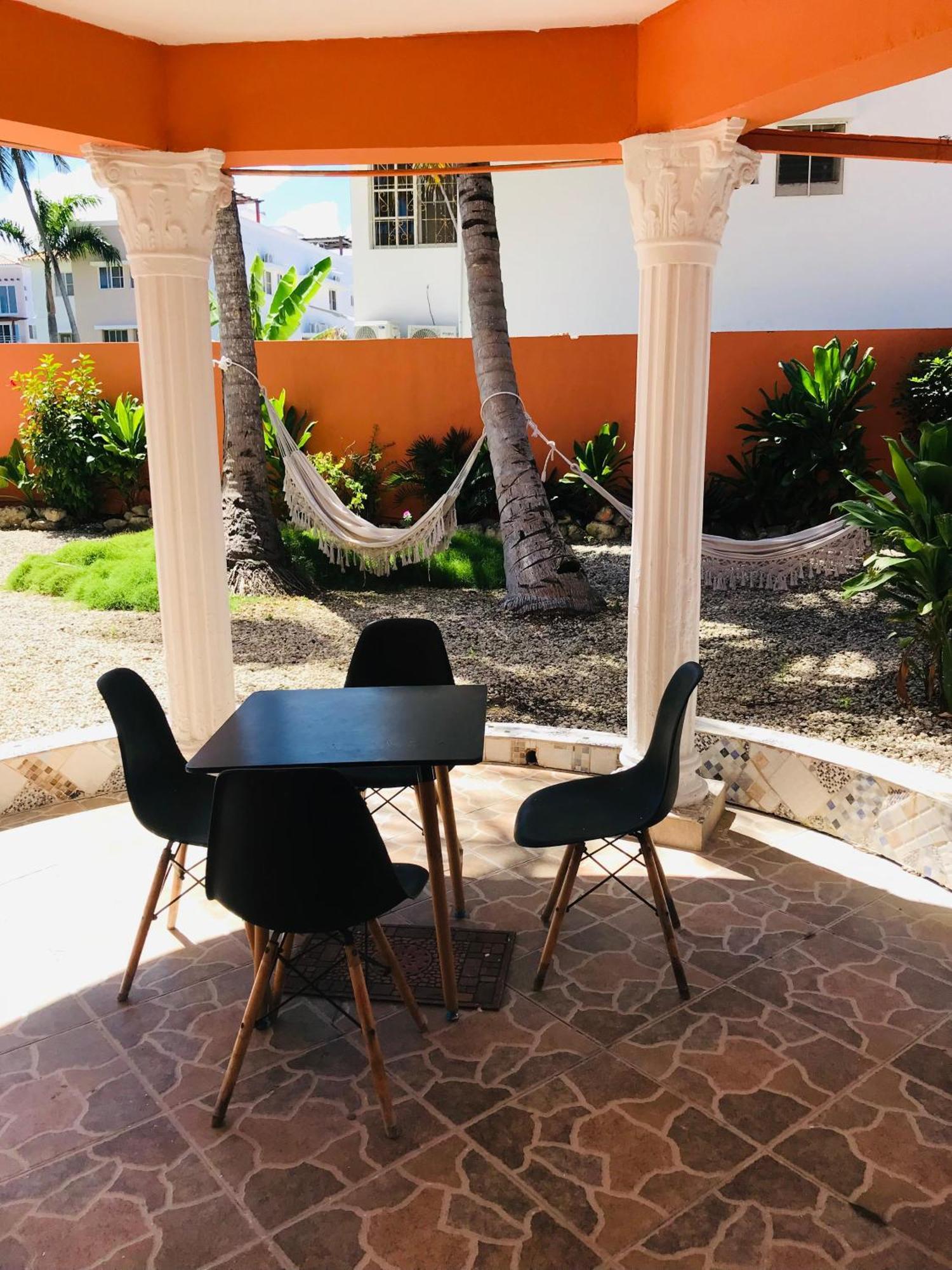 Cerca De La Playa Bella Luz A 6 Minutos Caminando Corales Apartamento