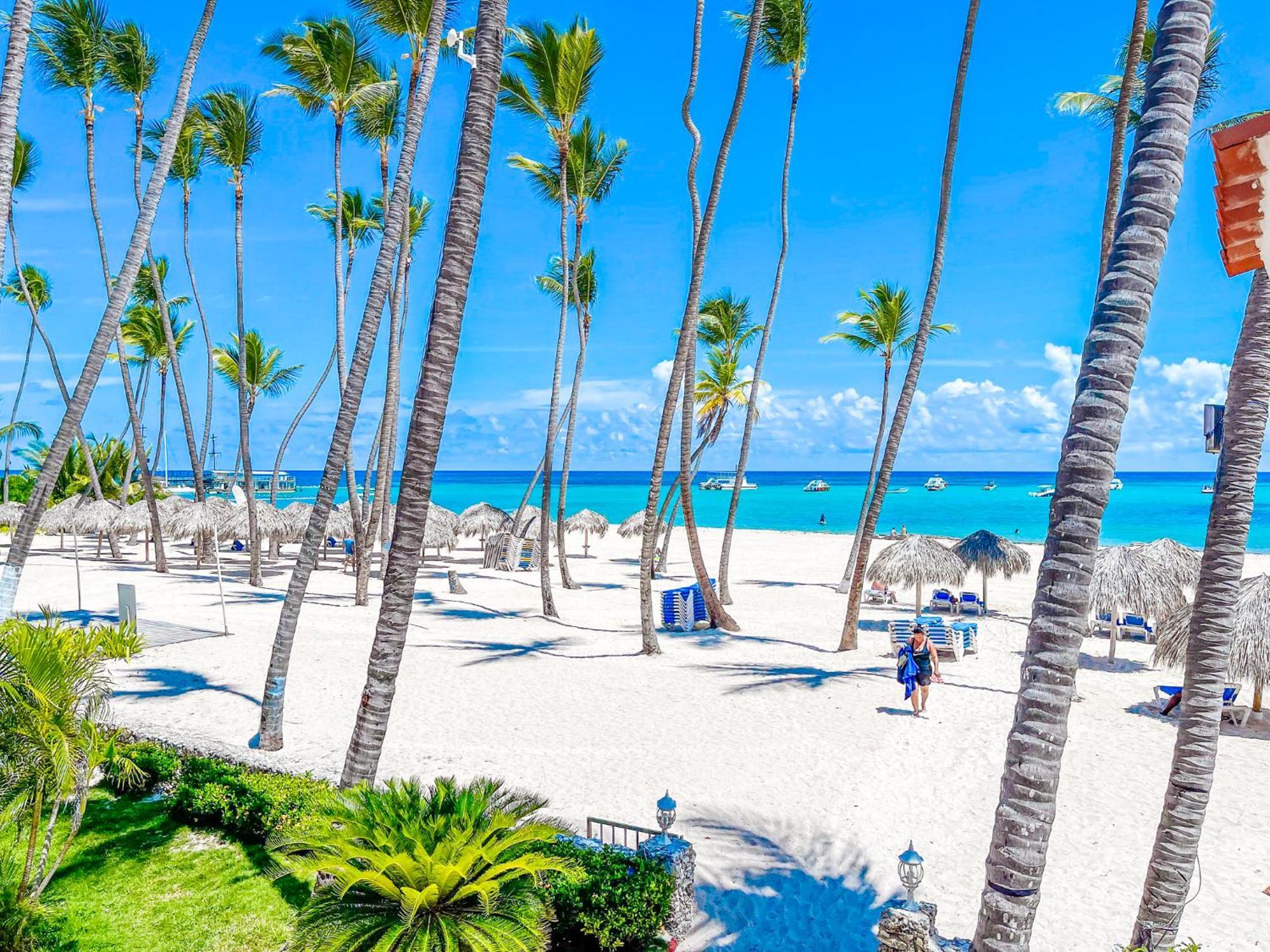 Hotel Rooftop Pool Bavaro Club &