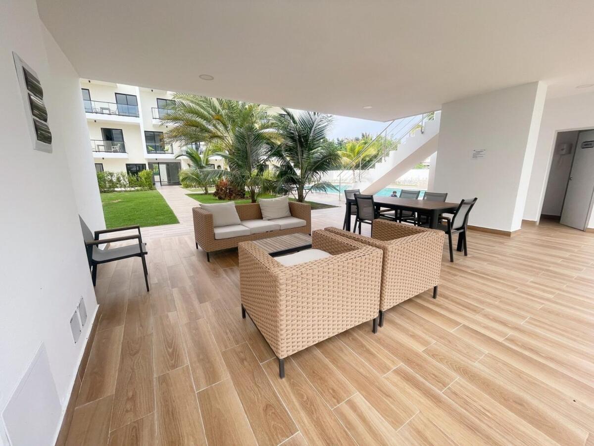 With Private Terrace Apartamento