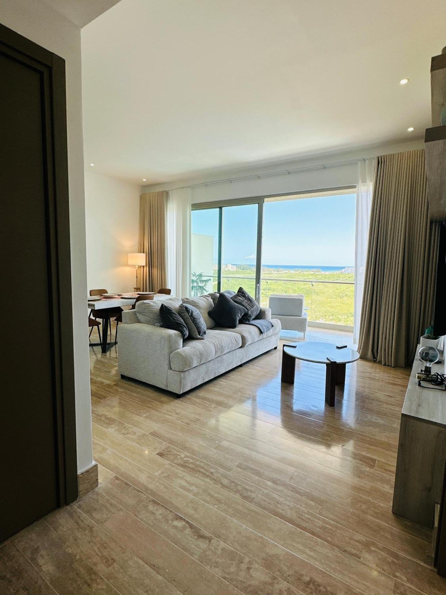 Confort & Luxury In At 7 Mares Cap Cana With Pools, Jacuzzi And Free Access * Punta Cana