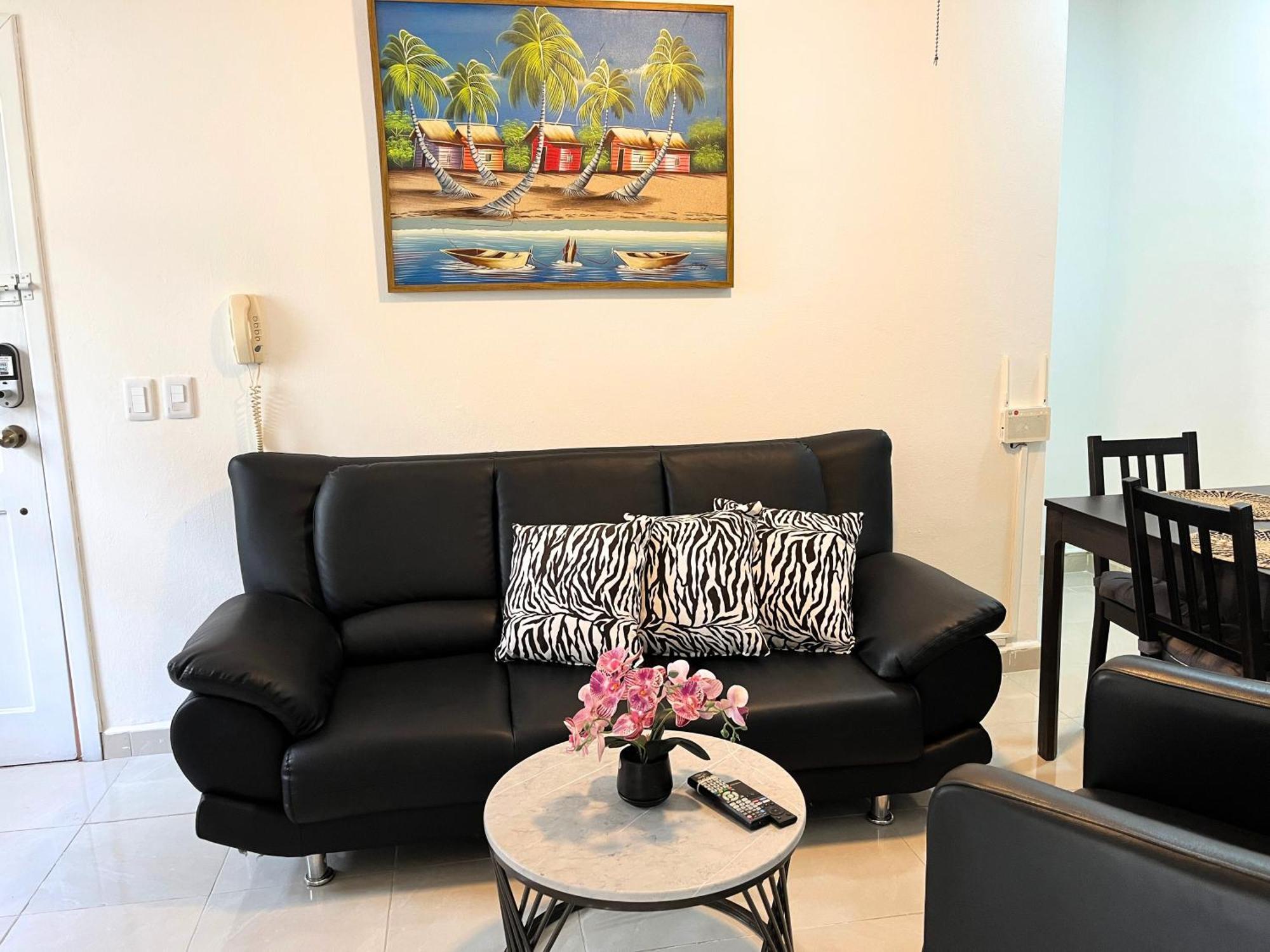 Cozy - 4 Min To The Apartamento