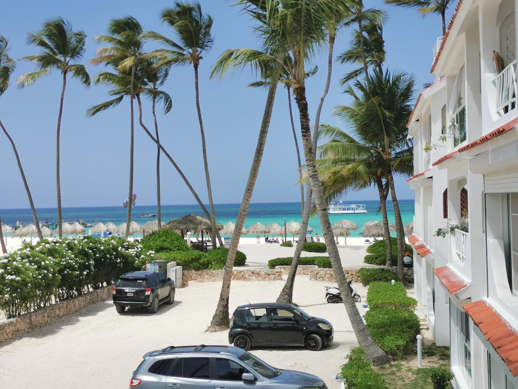 Apartahotel Caribbean Dream & Ocean View Playa Corales