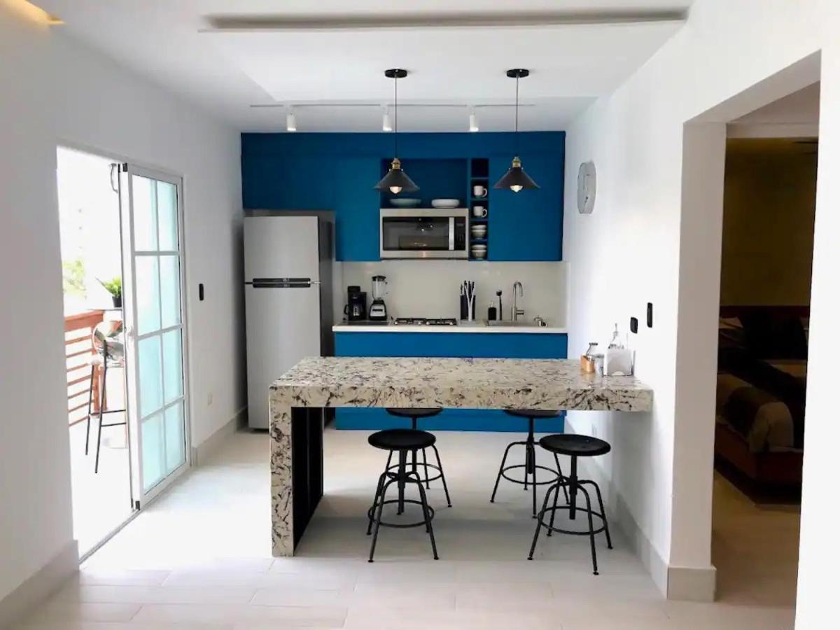 Apartamento 303 *