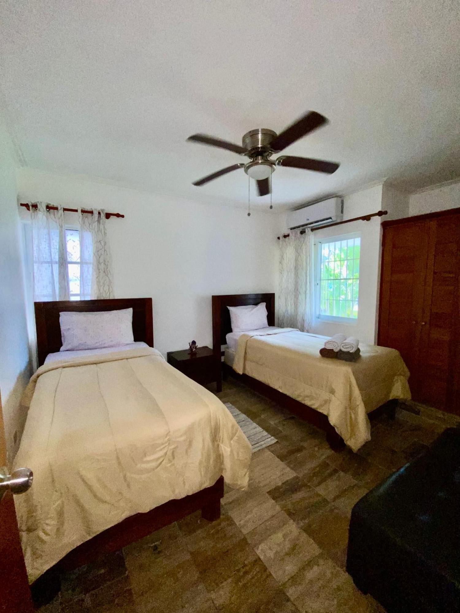 Fantastico Lugar En El Centro De Corales Rd * Punta Cana