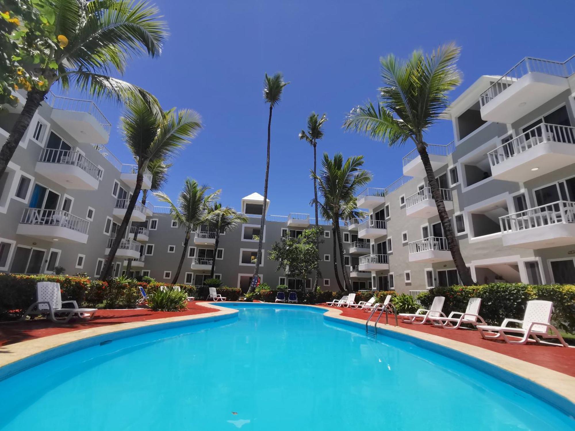 Apartahotel Sunny Deluxe Playa Corales - Wifi, Beach, Pool Punta Cana