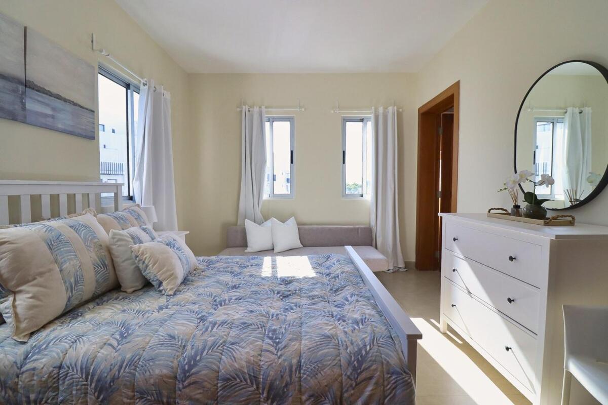 Charming Tsi With Spacious Interior Punta Cana