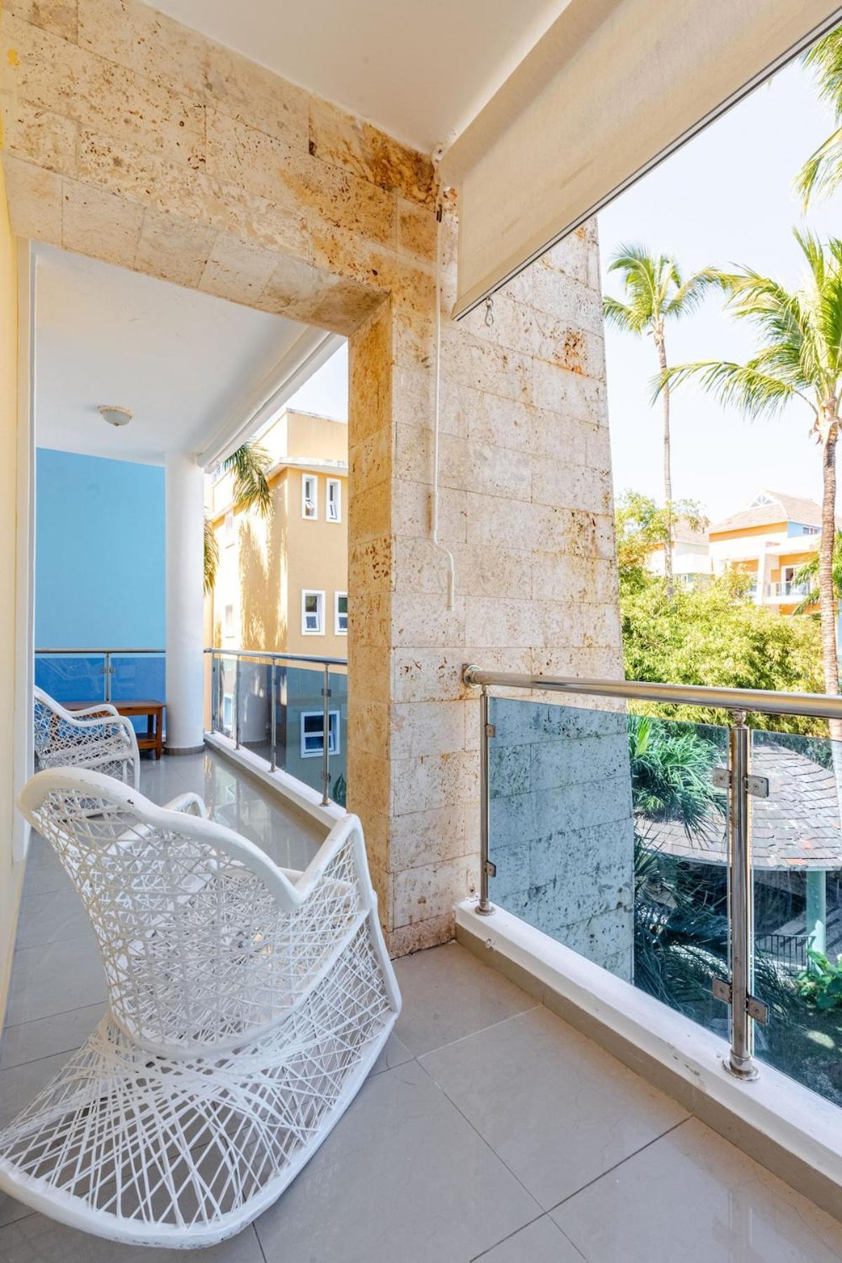 King Size Bed With Pool - Beachside 2 Bedroom * Punta Cana
