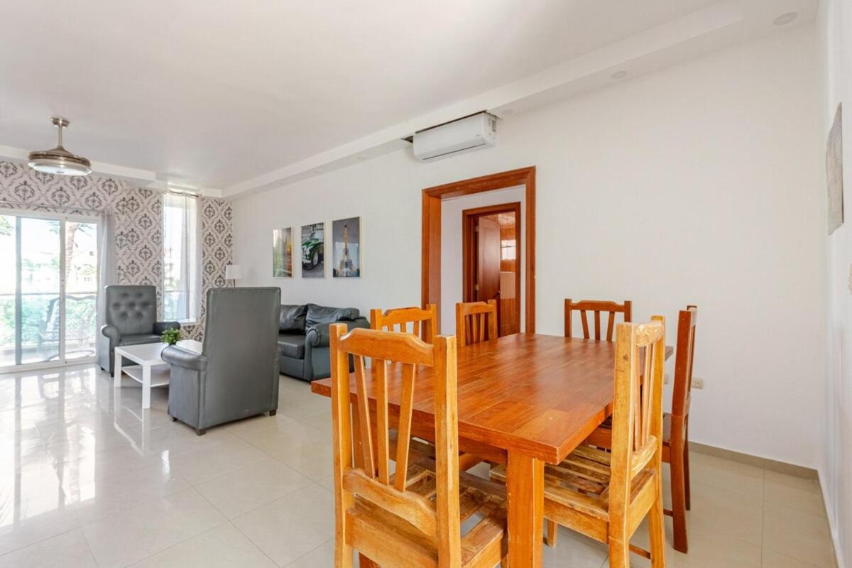 Apartamento King Size Bed With Pool - Beachside 2 Bedroom Punta Cana
