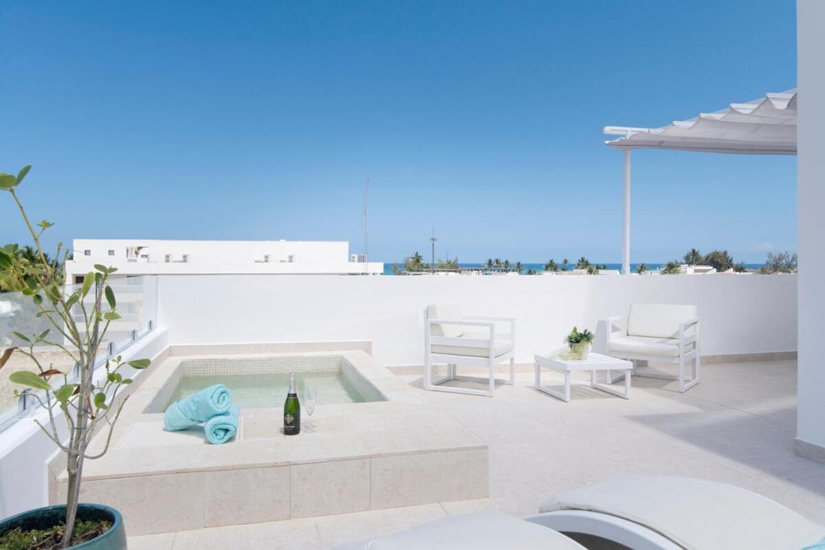Luxury Penthouse With Panoramic Ocean View Apartment