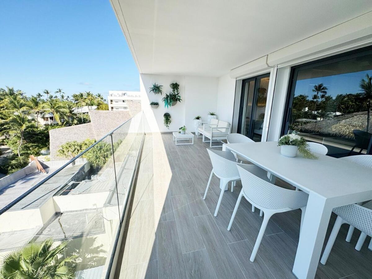 Luxury Penthouse With Panoramic Ocean View Apartment