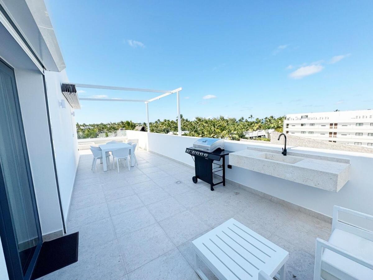 Luxury Penthouse With Panoramic Ocean View *