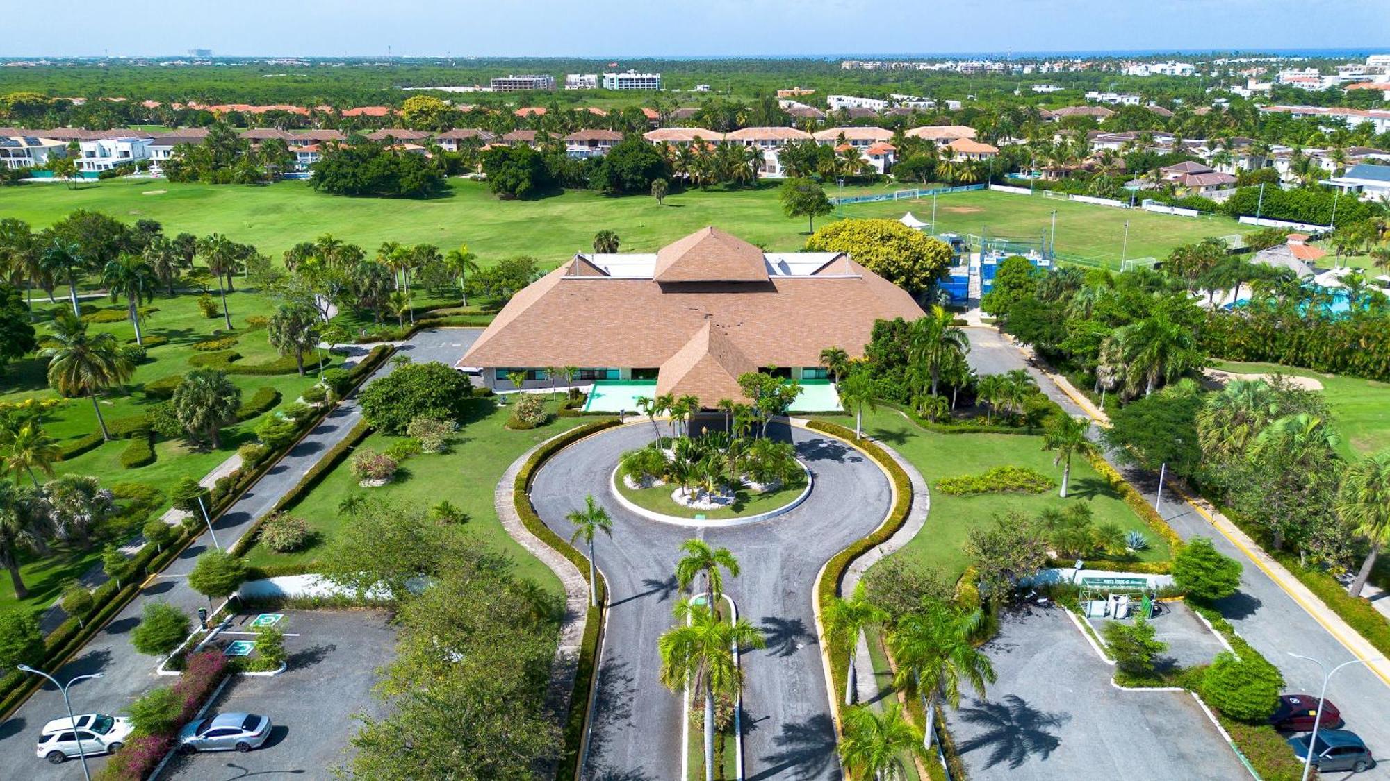 Private & Luxury Cocotal In Gated & Secured Community Apartamento