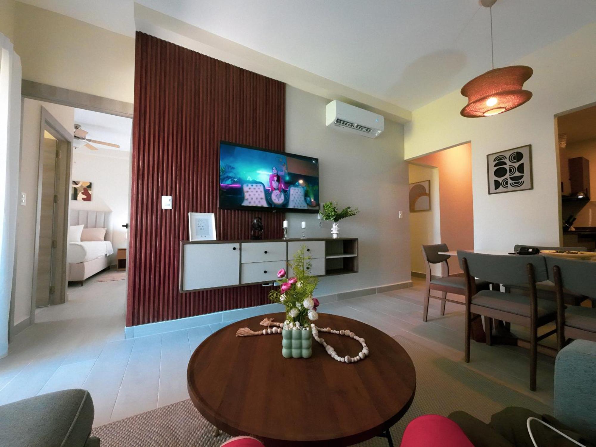 Panorama Apartment *