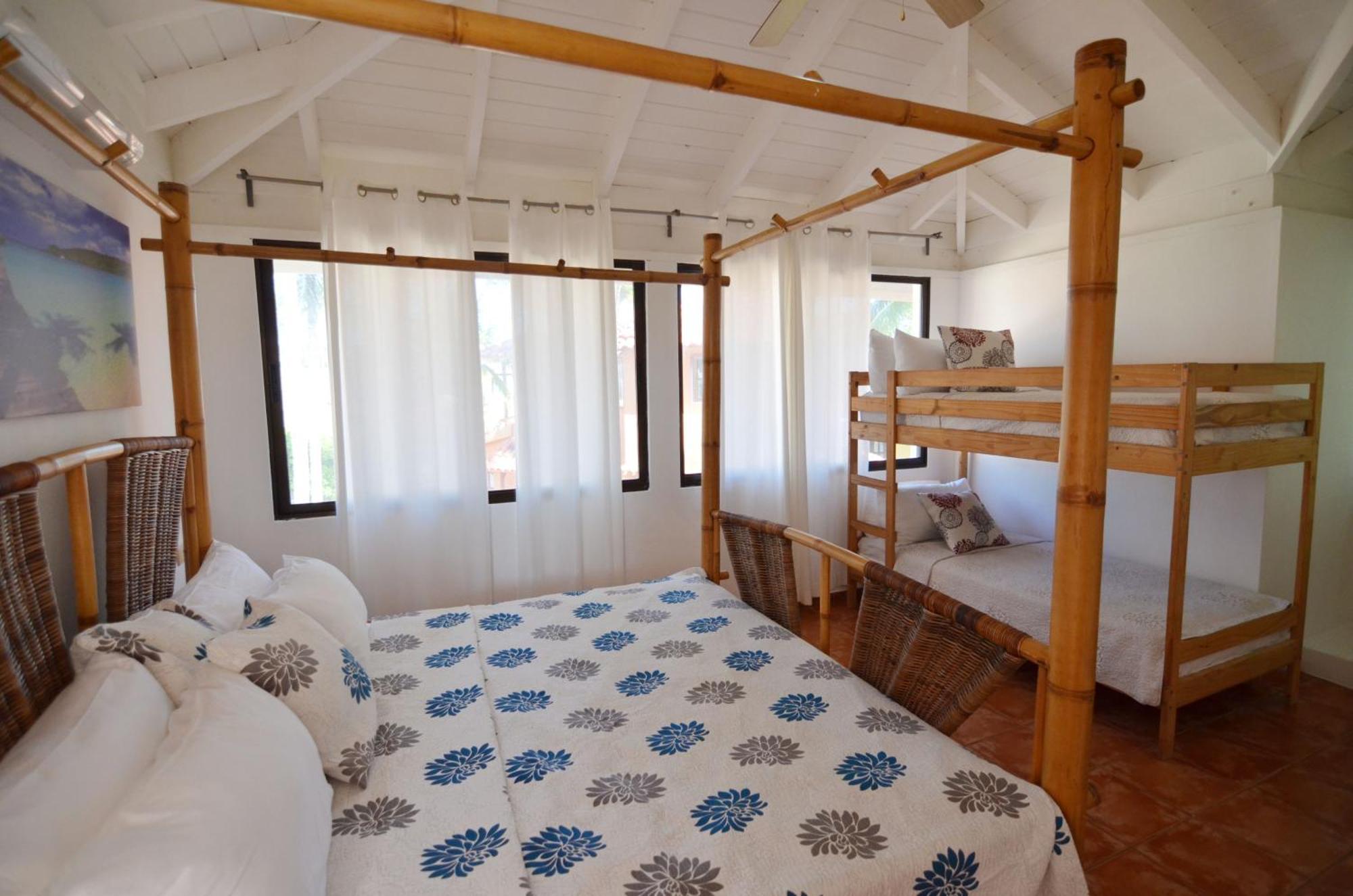 With Private Apartamento