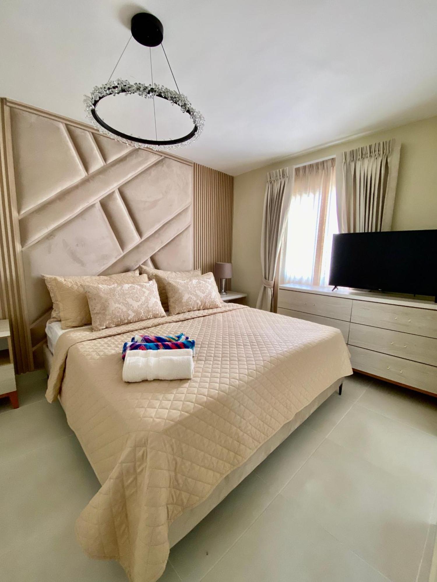 Your Crissere Tropical Dream Rd Apartment *