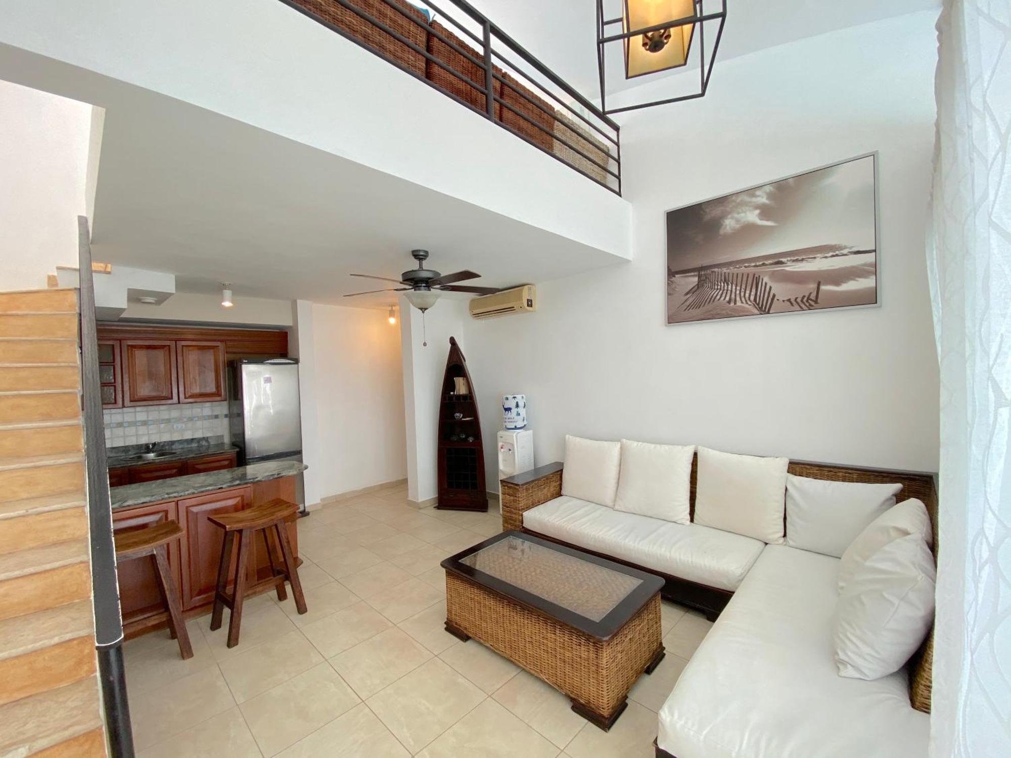 Tropical And - Corales - Great Location With Many Restaurants Apartahotel
