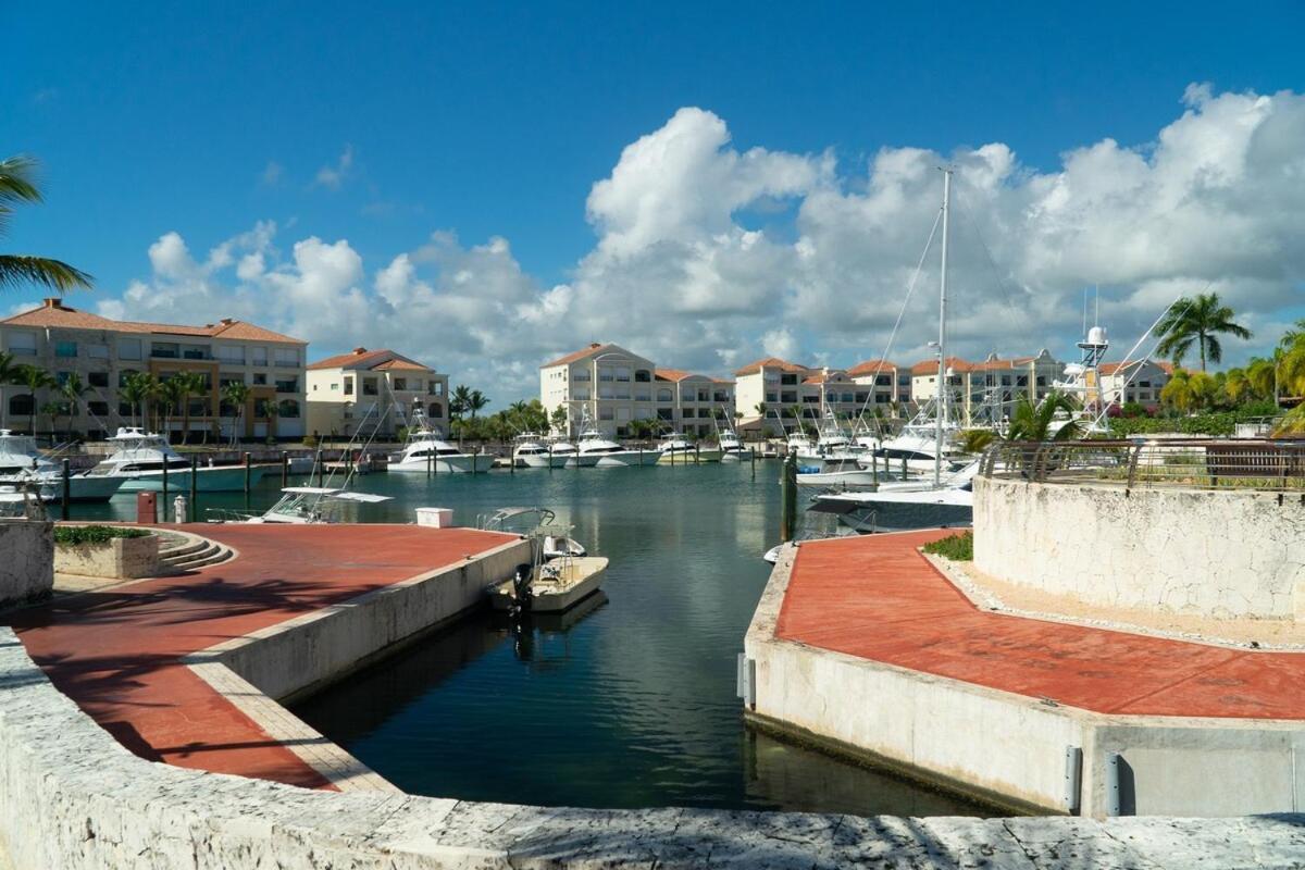 380sq Mts, 2 Stories Apt, Private Pool, Capcana Apartamento