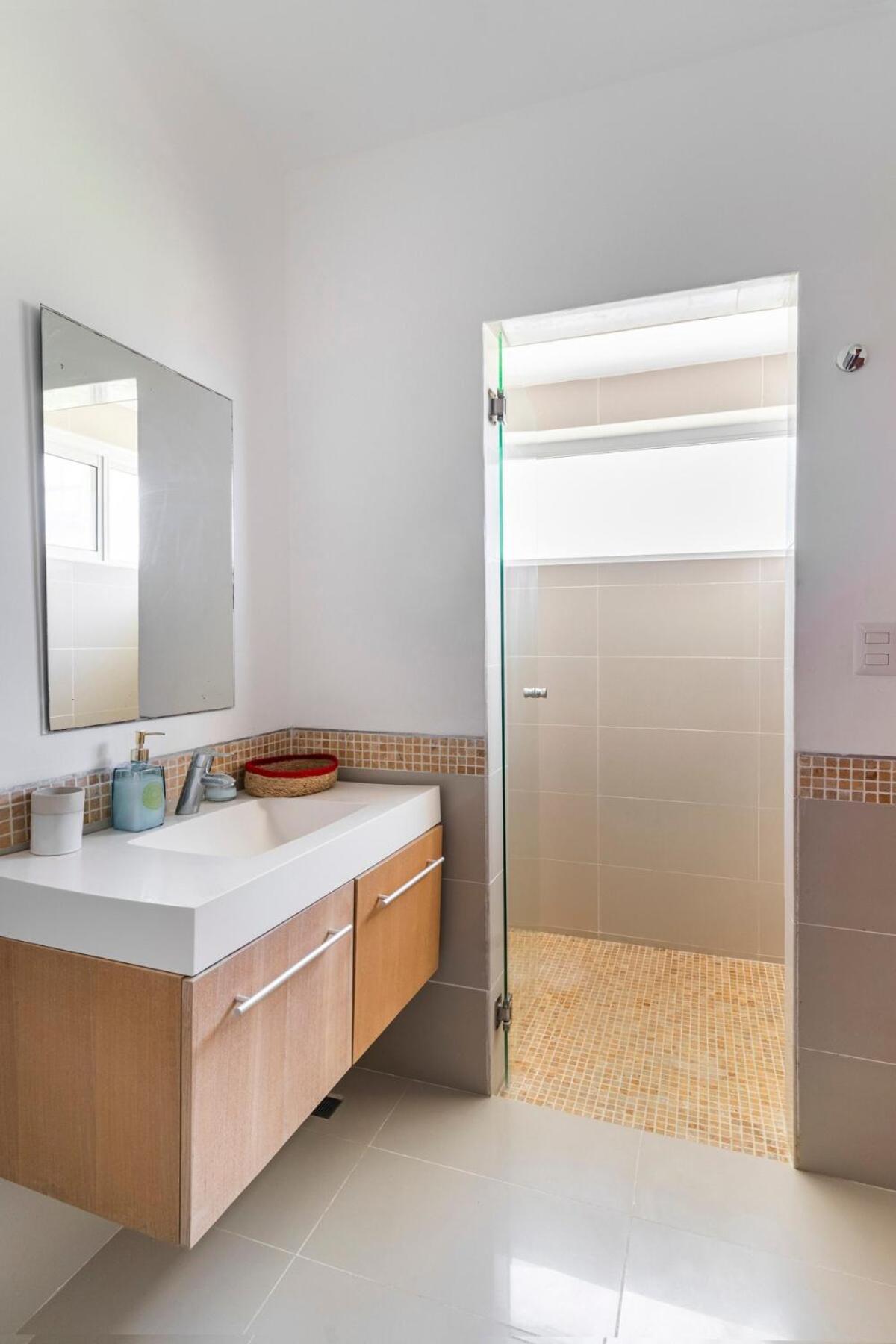 380sq Mts, 2 Stories Apt, Private Pool, Capcana Apartamento