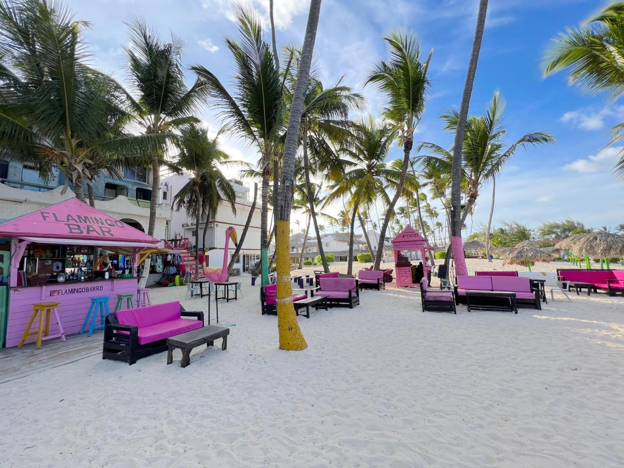 Sol Caribe And With Tropical Pool - Corales Hotel