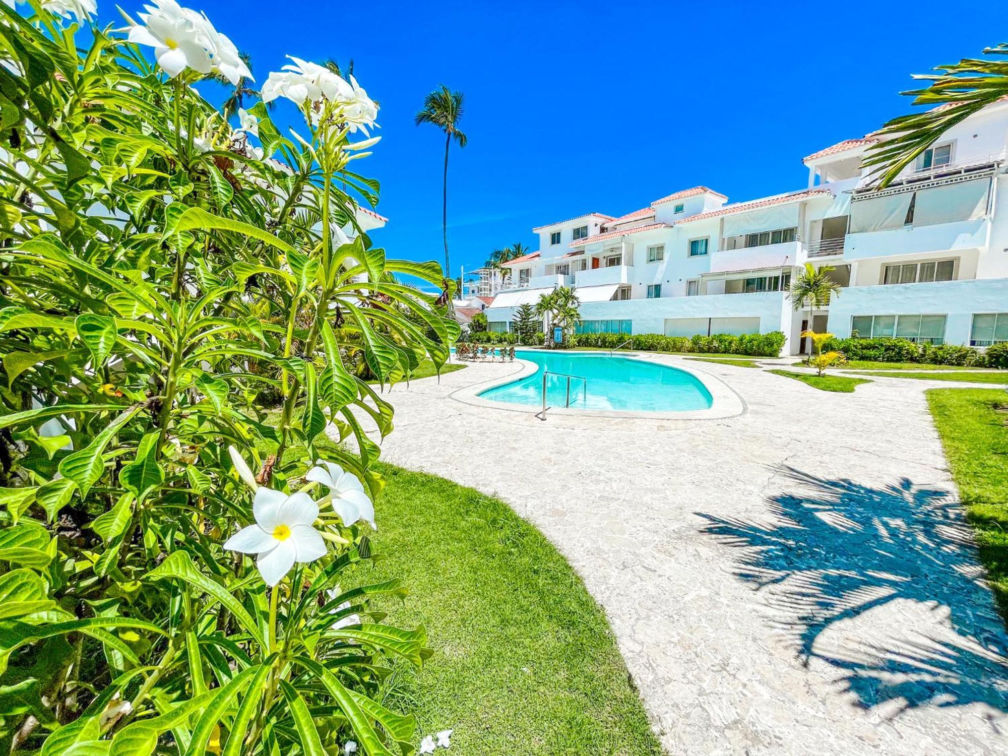 & Long Term Vacation Bavaro Club & 5* Punta Cana