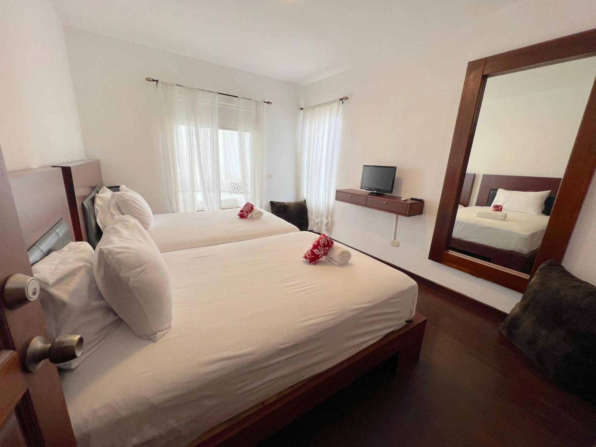 Sunny And - Corales - Great Location With Many Restaurants 5*