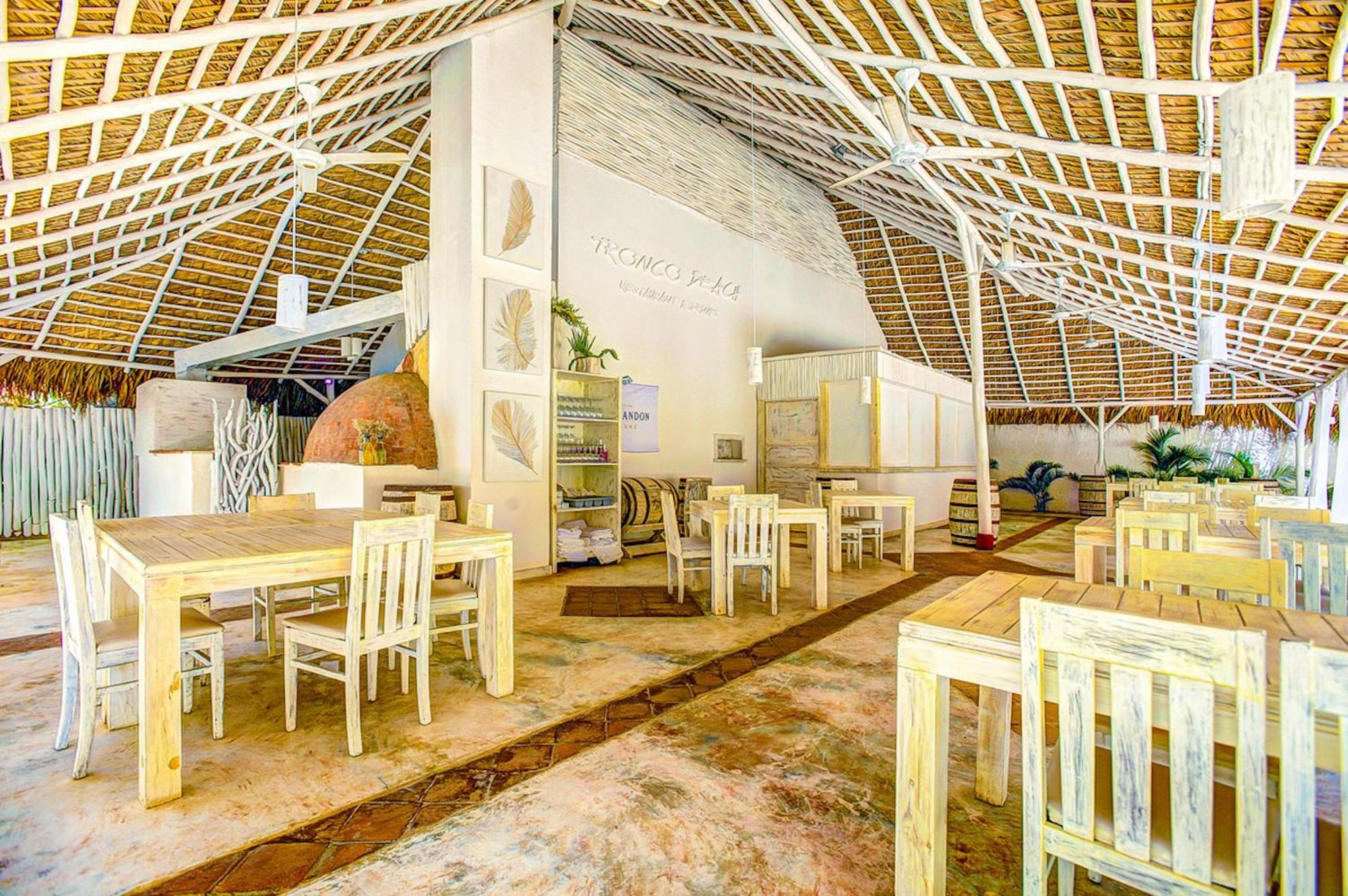 Apartahotel Sunny Deluxe Playa Corales - Wifi, Beach, Pool Punta Cana