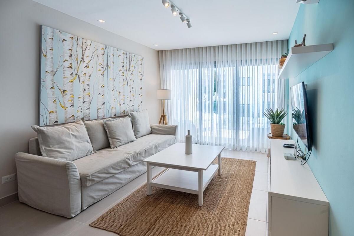 Luxurious 2br 2ba 3 Min From The Apartamento Punta Cana