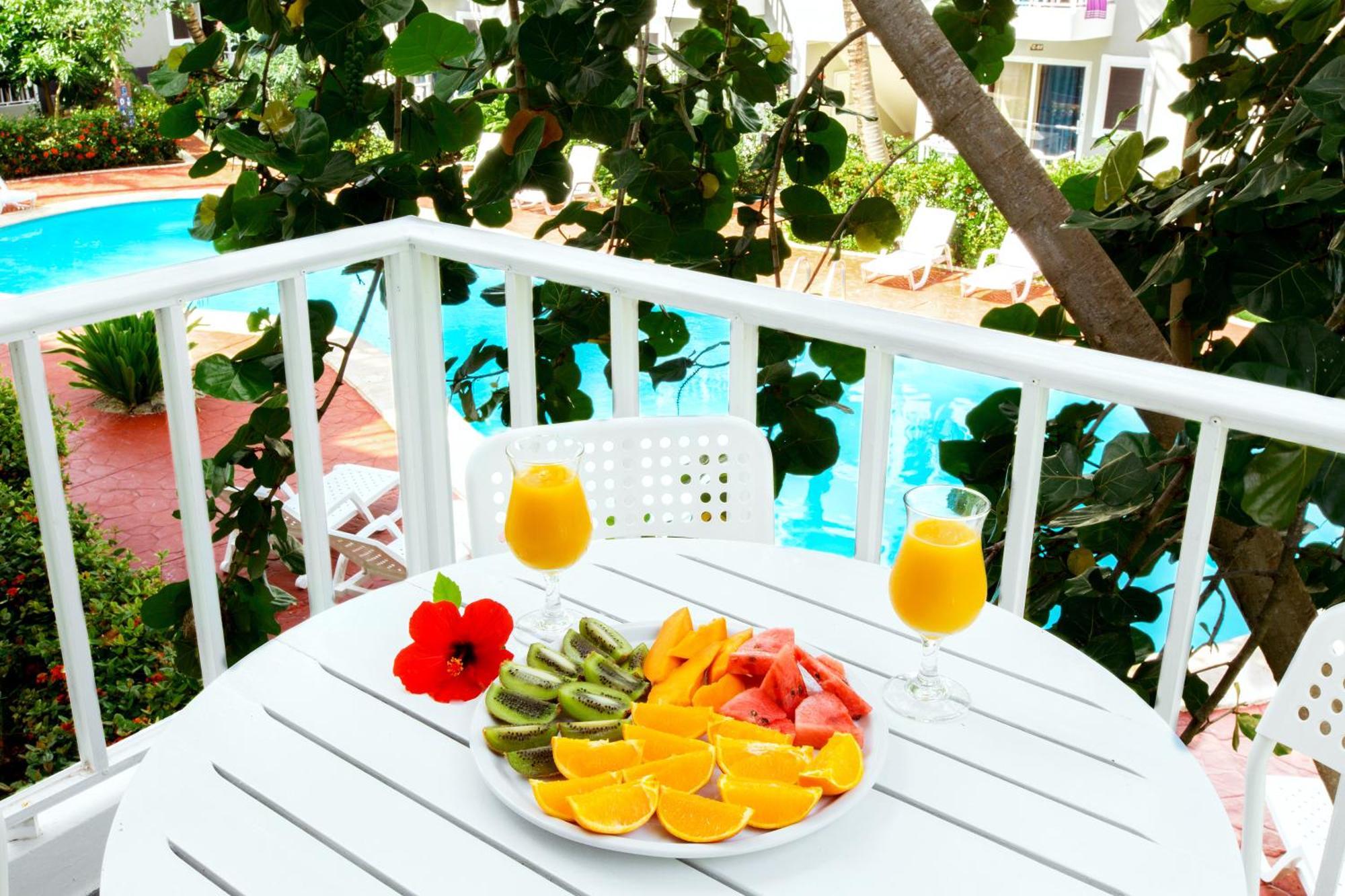 Sunny Deluxe Playa Corales - Wifi, Beach, Pool Apartahotel