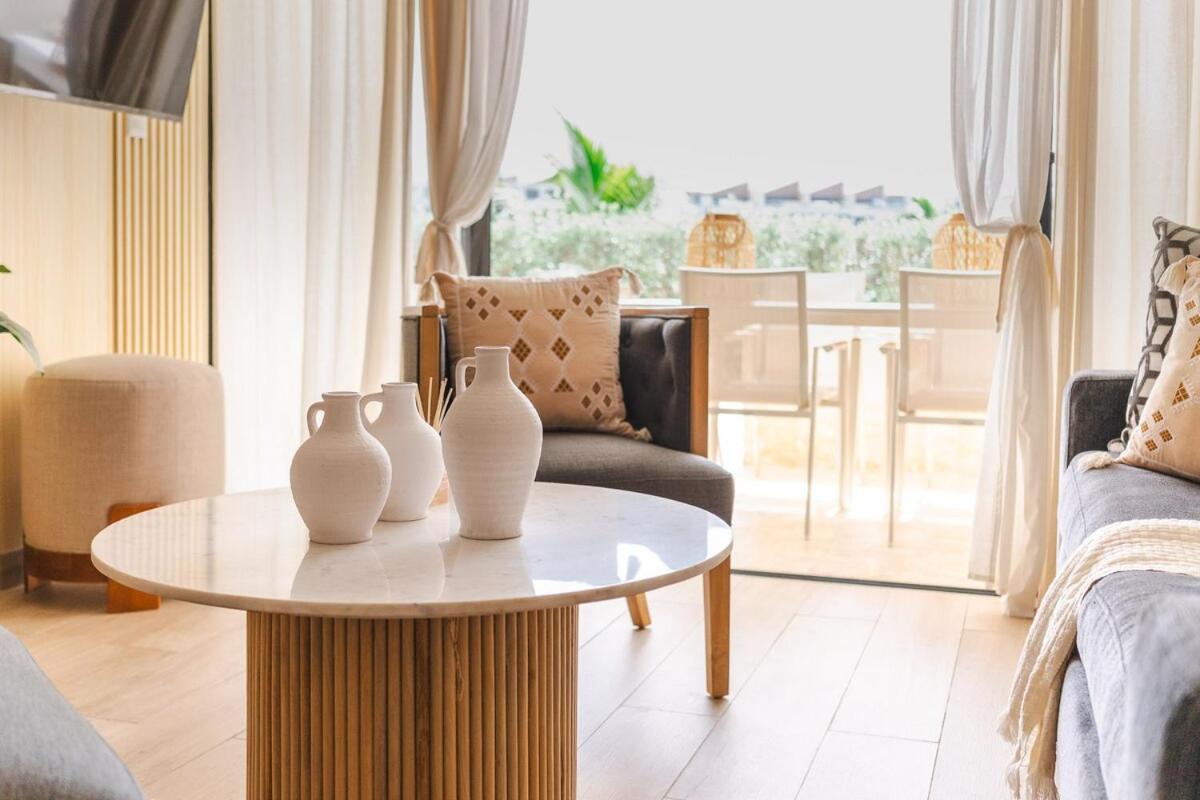 Beachfront With Hot Tub Apartamento