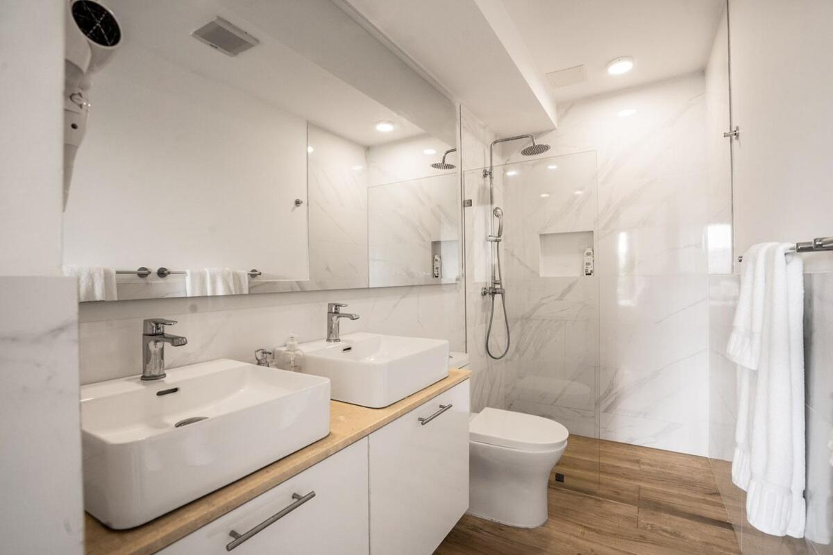 Beachfront With Hot Tub Apartamento *