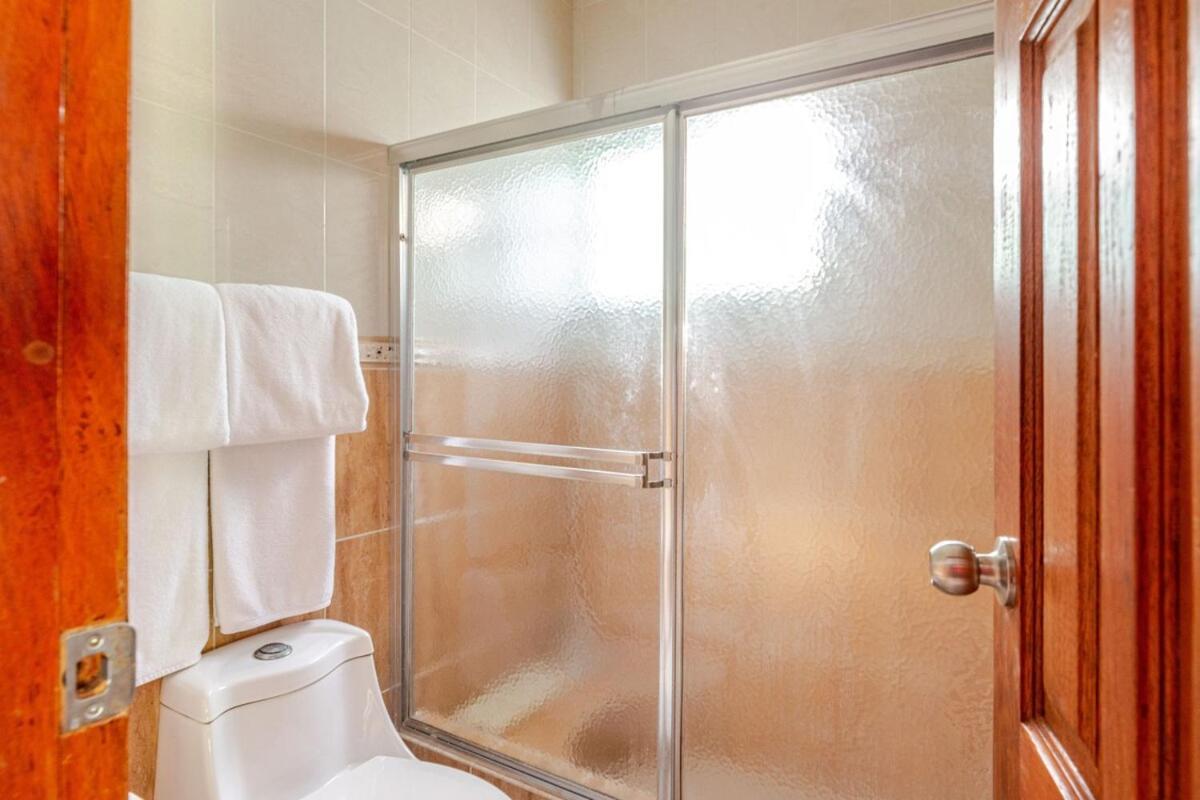 Spacious 2 Bedroom With Pool Close To Punta Cana