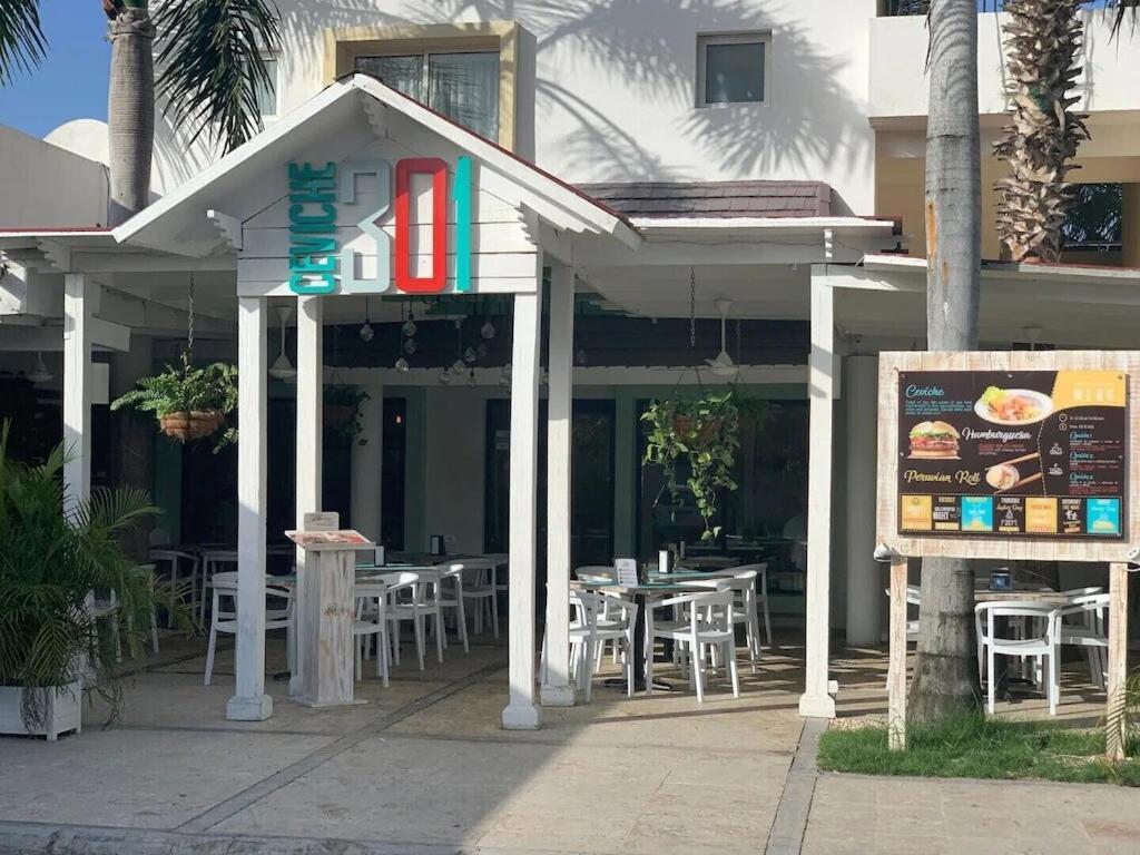 Spacious 2 Bedroom With Pool Close To
