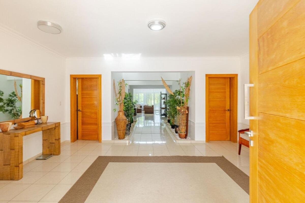 Private With Pool & Golf View Villa