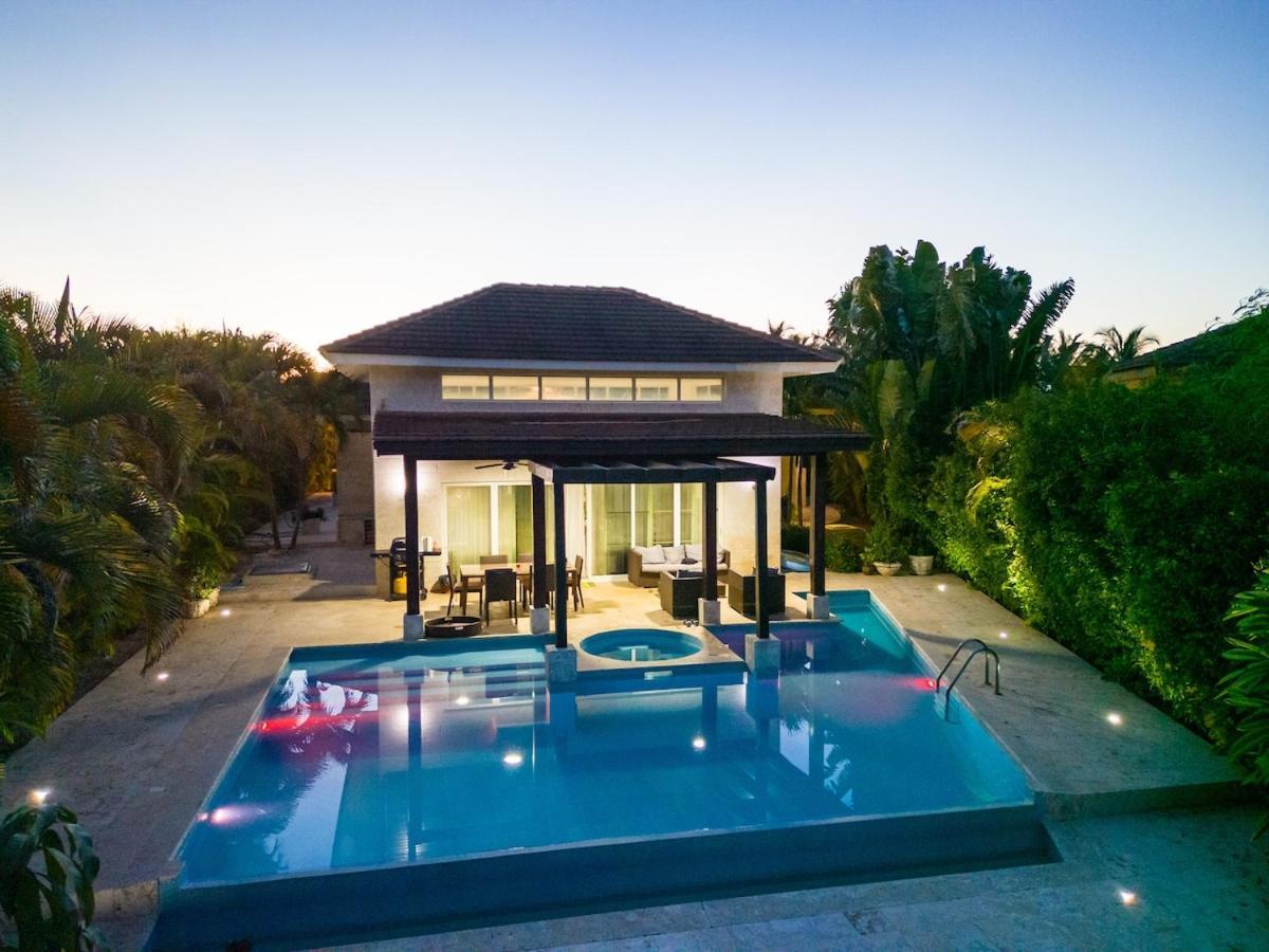 Private With Pool & Golf View Villa